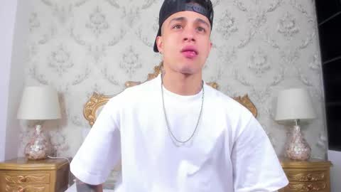 Chris online show from 12/02/25, 06:58