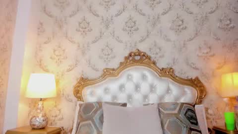 Chris online show from 12/14/25, 07:07