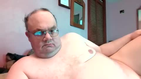Snapshot of chrismini312 chatting on 05/10/26, 01:27 Chris The Jerk Off King online show from 05/10/26, 01:27