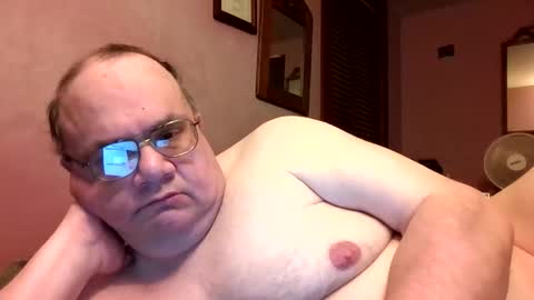 Snapshot of chrismini312 chatting on 05/18/26, 02:51 Chris The Jerk Off King online show from 05/18/26, 02:51