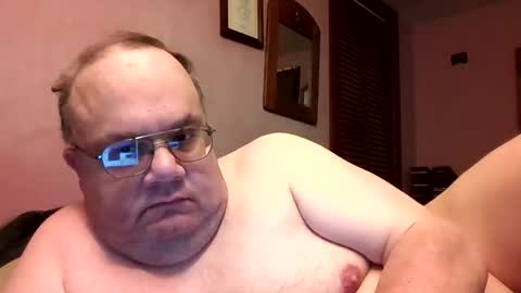 Snapshot of chrismini312 chatting on 05/21/26, 01:29 Chris The Jerk Off King online show from 05/21/26, 01:29