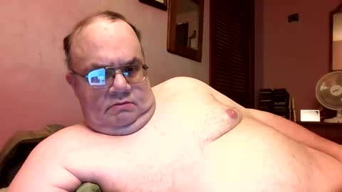 Snapshot of chrismini312 chatting on 05/25/26, 02:39 Chris The Jerk Off King online show from 05/25/26, 02:39