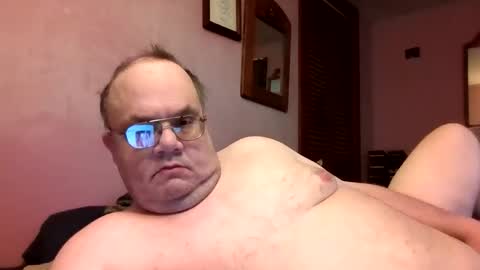 Snapshot of chrismini312 chatting on 06/04/26, 12:00 Chris The Jerk Off King online show from 06/04/26, 12:00