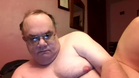 Snapshot of chrismini312 chatting on 06/18/26, 10:30 Chris The Jerk Off King online show from 06/18/26, 10:30