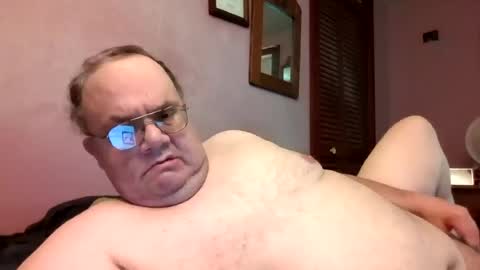 Snapshot of chrismini312 chatting on 06/24/26, 06:29 Chris The Jerk Off King online show from 06/24/26, 06:29