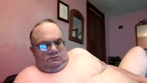 Snapshot of chrismini312 chatting on 06/25/26, 01:15 Chris The Jerk Off King online show from 06/25/26, 01:15