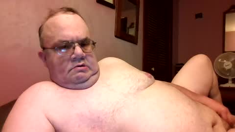 Snapshot of chrismini312 chatting on 07/08/26, 09:25 Chris The Jerk Off King online show from 07/08/26, 09:25