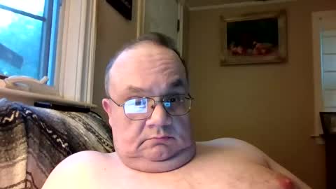 Snapshot of chrismini312 chatting on 07/18/26, 12:04 Chris The Jerk Off King online show from 07/18/26, 12:04