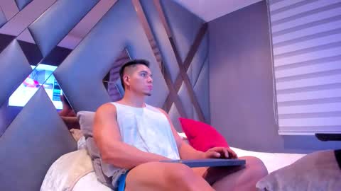 chrismorgan24 online show from 09/29/25, 07:08