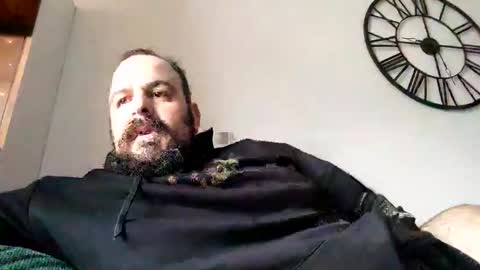 chris  ole online show from 12/04/25, 07:28