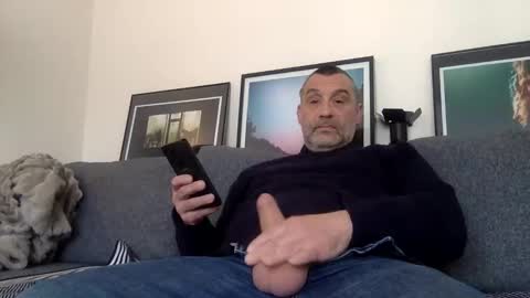 Snapshot of chrispanam13 chatting on 04/05/26, 11:07 chrispanam13 online show from 04/05/26, 11:07