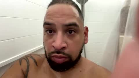 Snapshot of chrisr4203 chatting on 12/04/25, 03:27 chrisr4203 online show from 12/04/25, 03:27