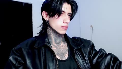 Snapshot of chriss_opp chatting on 02/13/25, 06:16 CHRIS INDEPENT MODEL online show from 02/13/25, 06:16