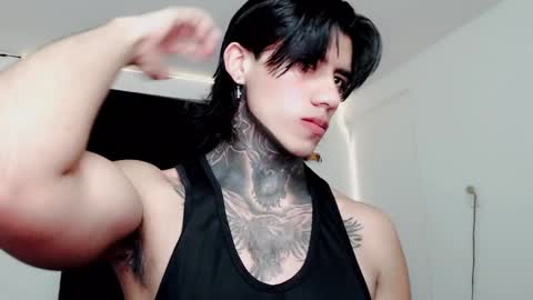 Snapshot of chriss_opp chatting on 02/22/25, 12:19 CHRIS INDEPENT MODEL online show from 02/22/25, 12:19