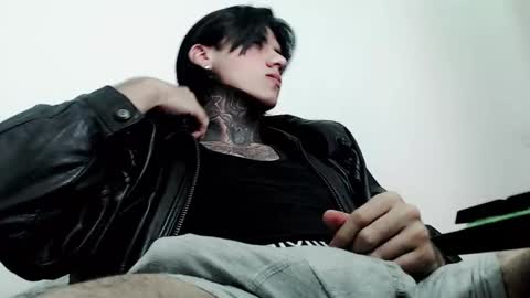 Snapshot of chriss_opp chatting on 03/02/25, 05:47 CHRIS INDEPENT MODEL online show from 03/02/25, 05:47