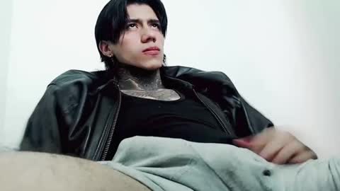 Snapshot of chriss_opp chatting on 03/10/25, 11:27 CHRIS INDEPENT MODEL online show from 03/10/25, 11:27