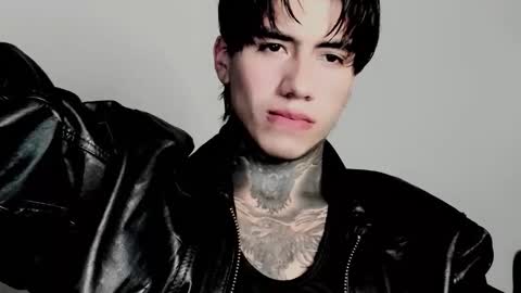 Snapshot of chriss_opp chatting on 11/04/25, 11:15 CHRIS INDEPENT MODEL online show from 11/04/25, 11:15