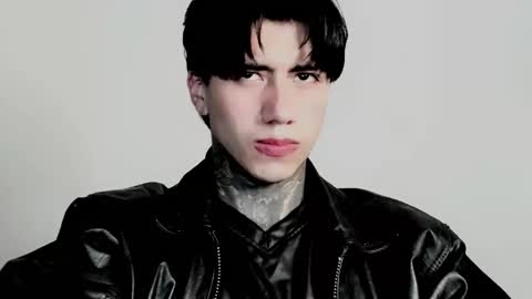 CHRIS  INDEPENT MODEL online show from 12/22/25, 12:07