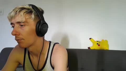 Christopher online show from 11/14/25, 01:32