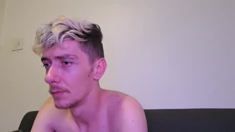 Christopher online show from 11/25/25, 07:47