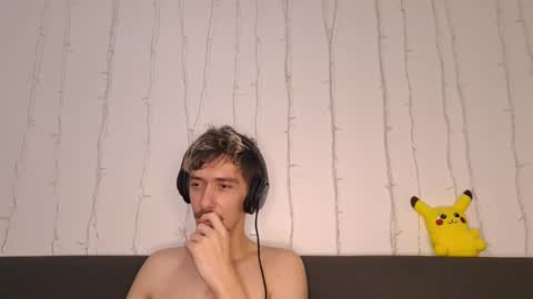 Snapshot of chrisslicer chatting on 01/07/26, 10:01 Christopher online show from 01/07/26, 10:01