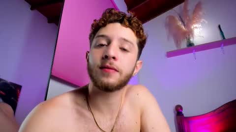 Snapshot of chrisstianford chatting on 11/09/25, 06:33 Hi dont forguet to follow me online show from 11/09/25, 06:33