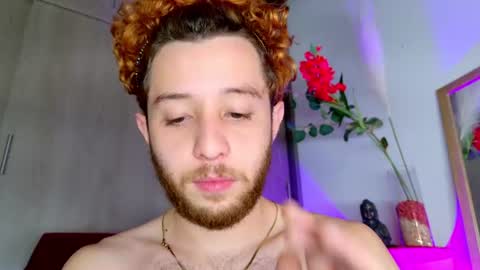 Hi dont forguet to follow me    online show from 08/09/26, 06:07
