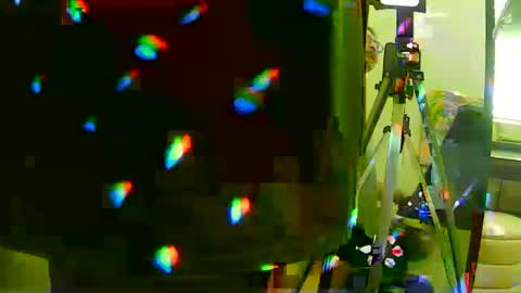 Snapshot of chrisswift3000ad chatting on 09/15/25, 05:57 chrisswift3000ad online show from 09/15/25, 05:57