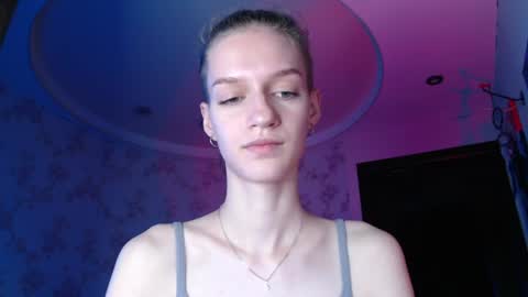 chrissy_joyful online show from 06/18/26, 09:14
