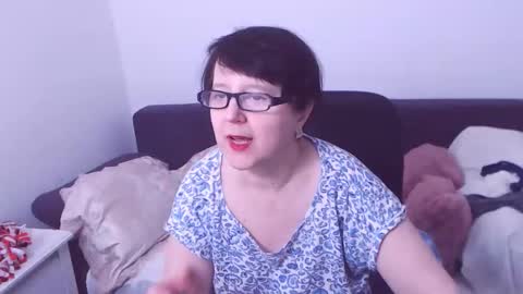 Christa online show from 01/01/25, 07:21