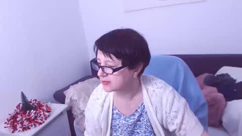 Christa online show from 01/01/25, 10:24