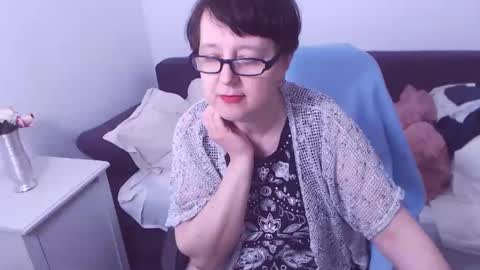 Christa online show from 01/11/25, 04:27