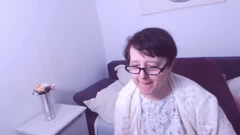 Christa online show from 01/12/25, 02:24