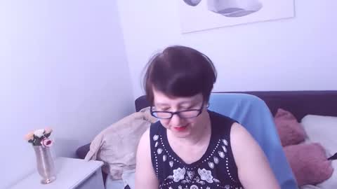 Christa online show from 02/02/25, 03:07