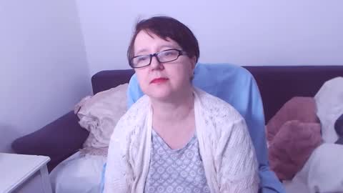 Christa online show from 03/10/25, 07:18