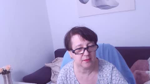 Christa online show from 03/10/25, 10:24