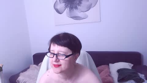 Christa online show from 05/01/26, 11:31