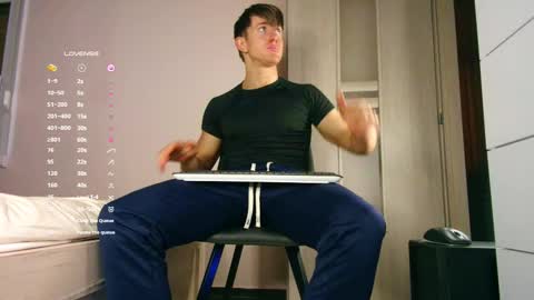 Snapshot of christianlevine_ chatting on 12/02/25, 05:02 UPVOTE ME ------ ILL DO SOMETHING FOR FREE online show from 12/02/25, 05:02