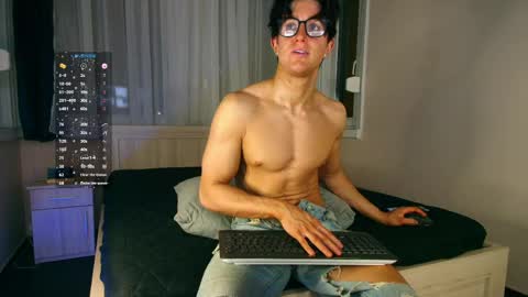 UPVOTE ME ------  ILL DO SOMETHING FOR FREE online show from 04/16/26, 07:47
