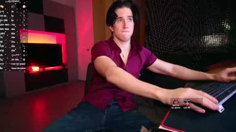 Snapshot of christianlevine_ chatting on 06/18/26, 04:13 UPVOTE ME ------ ILL DO SOMETHING FOR FREE online show from 06/18/26, 04:13