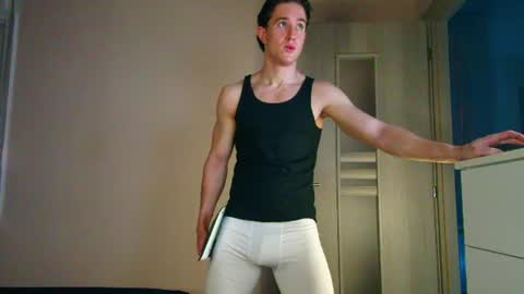 Snapshot of christianlevine_ chatting on 07/12/26, 07:38 UPVOTE ME ------ ILL DO SOMETHING FOR FREE online show from 07/12/26, 07:38