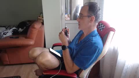 ChristiantBoy online show from 05/05/26, 04:04