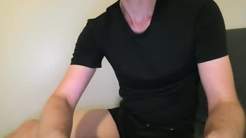 Snapshot of christianwbd chatting on 06/15/26, 05:48 christianwbd online show from 06/15/26, 05:48
