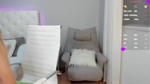 Christie online show from 09/26/25, 06:12