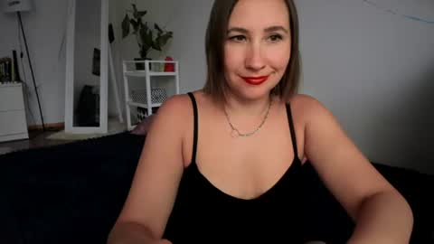Snapshot of christina_rosse chatting on 07/02/26, 04:02 christina rosse online show from 07/02/26, 04:02