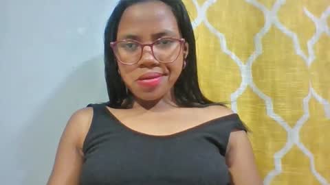 Snapshot of christinah262488 chatting on 06/04/26, 12:33 christinah262488 online show from 06/04/26, 12:33