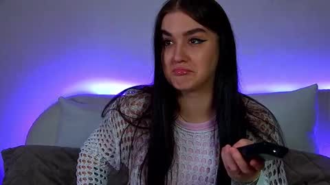 Christina online show from 02/24/25, 09:41