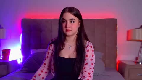 Christina online show from 03/11/25, 12:33