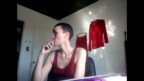 Christina Saunters online show from 01/15/25, 09:41