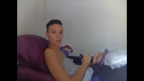 Christina Saunters online show from 02/24/25, 05:31